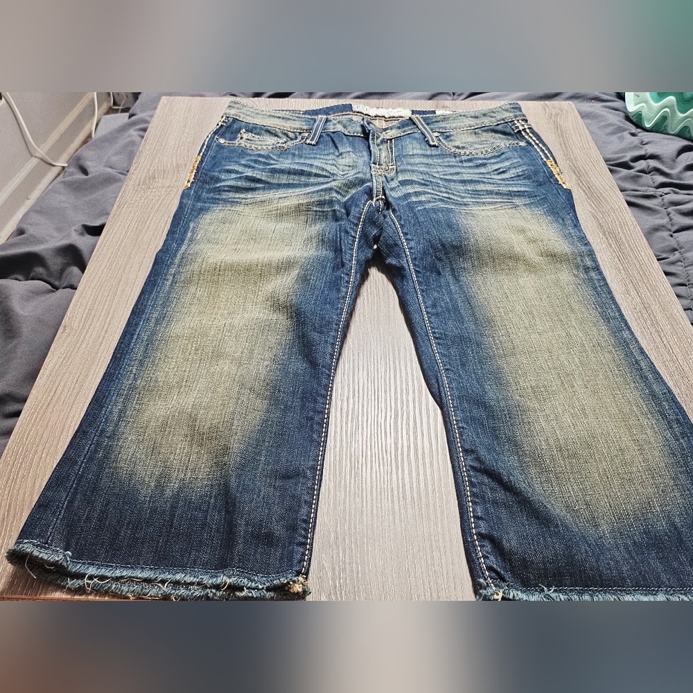 BKE Blue Distressed Capris